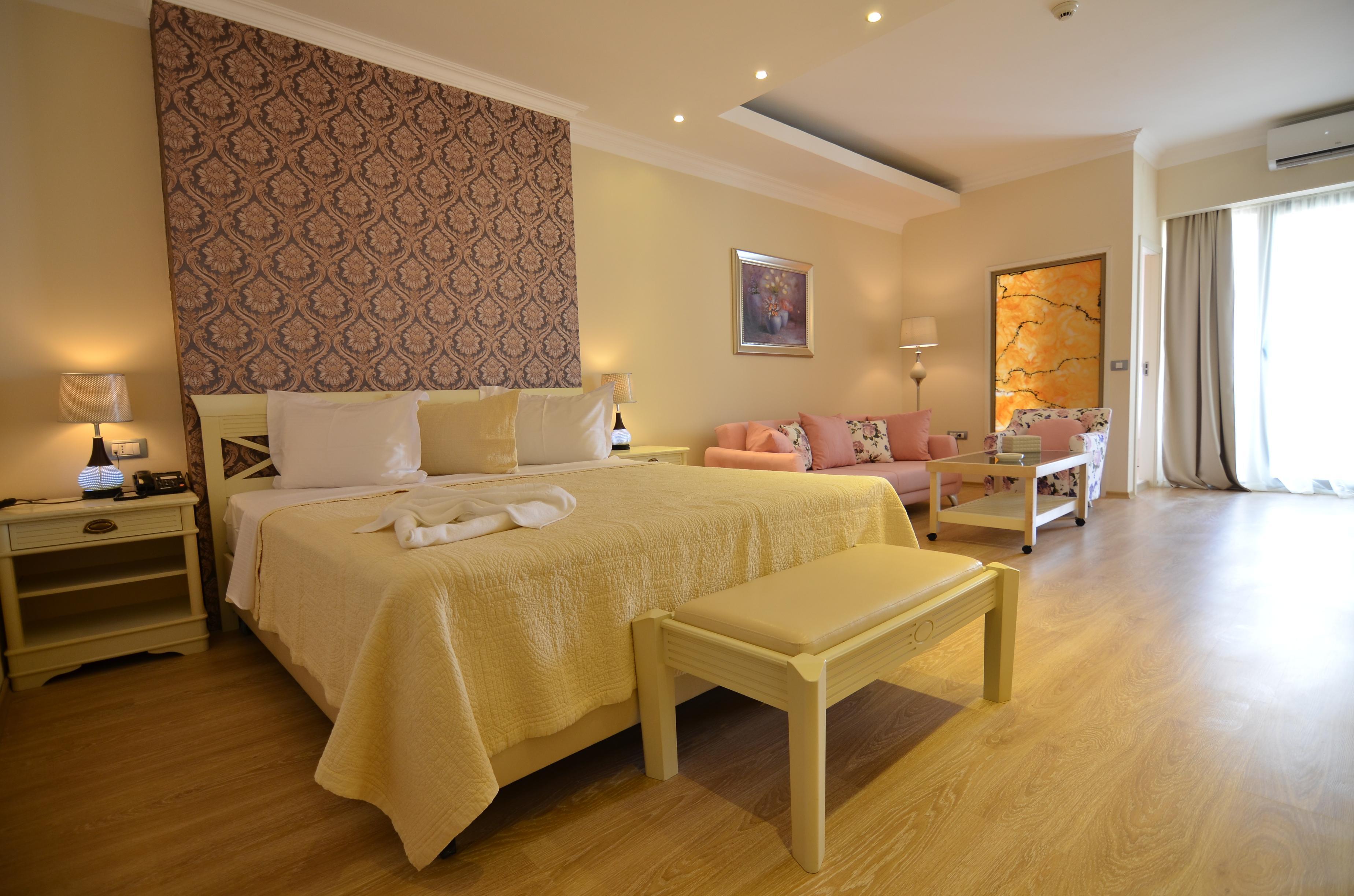Phoenicia Luxury 4* Năvodari