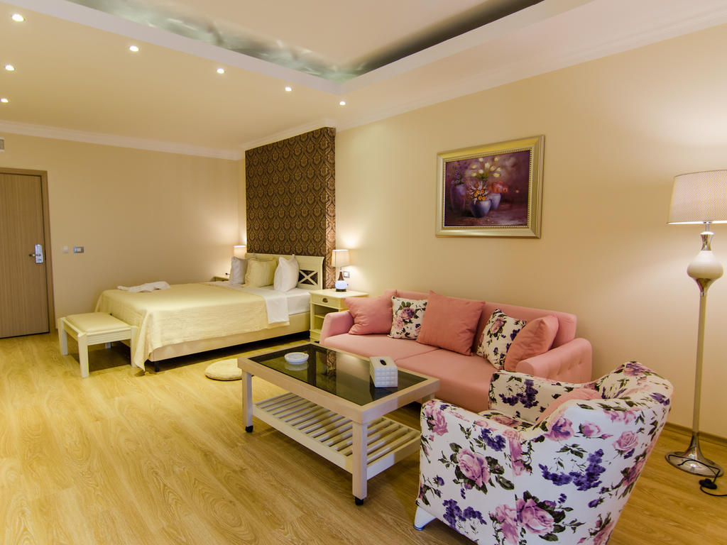 Phoenicia Luxury Năvodari