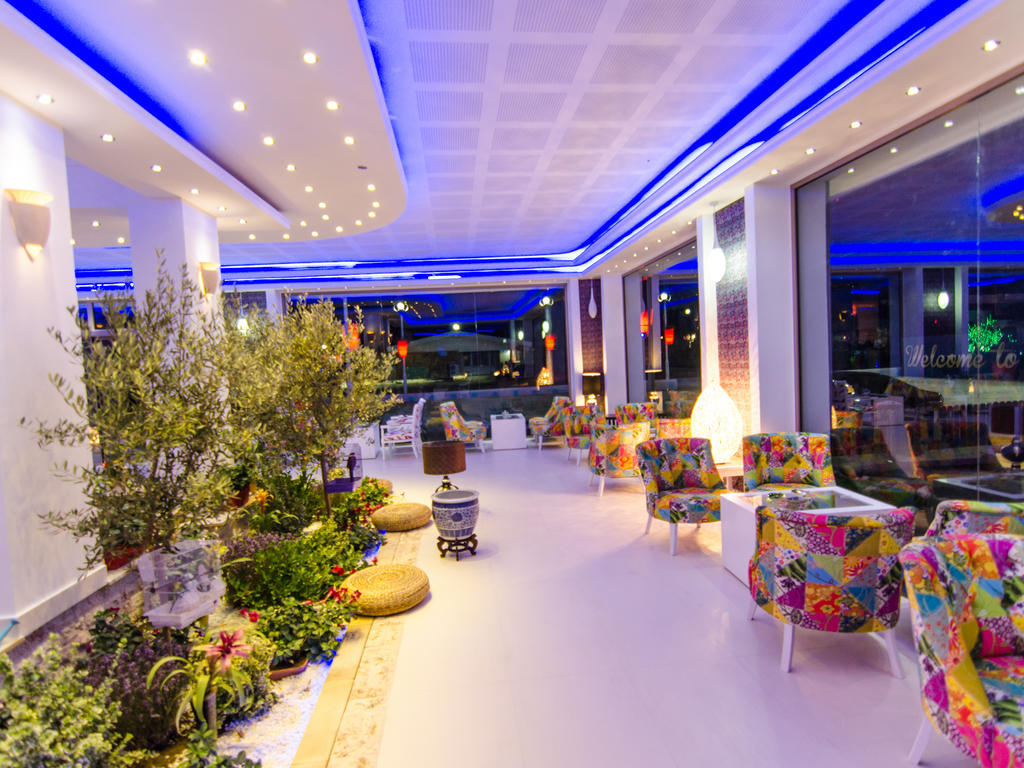 Phoenicia Luxury Năvodari